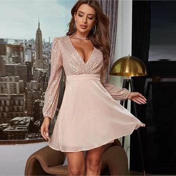 Basit Şifon Kokteyl Elbiseleri Derin V Yaka Uzun Kollu A-Line Mini Parti Kıyafeti parlak pullar Kısa Homecoming Elbise Vestidos