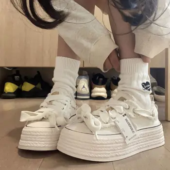 SHANPA Saf beyaz kanvas ayakkabılar Kadınlar için Kış Tarzı Kore Tarzı Tüm Maç Nefes Kalın tabanlı Yükseltilmiş beyaz ayakkabı