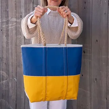 Ukrayna Bayrağı Tote Çanta Hafif Tote Çanta Oyuncaklar Ve Tatil Essentials Taşınabilir Plaj Çantası Açık Su Geçirmez alışveriş çantası