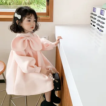 2022 Sonbahar Kız Moda Elbise Bebek Kız Uzun Kollu Pembe Renk Prenses Elbiseler Yay ile Çocuk Tatlı Yürümeye Başlayan Giysi