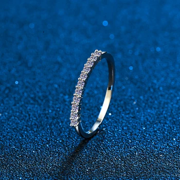 0.22 ct Moissanite Nişan Bantları Yüzükler Kadınlar Platin Kaplama Gümüş Moissanite aşk yüzüğü İstiflenebilir Düğün Band