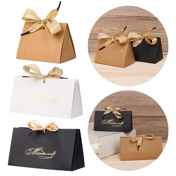 1 Adet Moda Üçgen şeker kutusu Yaratıcı DIY Ruj Parfüm Takı Ambalaj düğün hediye Kutusu çikolatalı kurabiye kalıbı Ambalaj Çantası