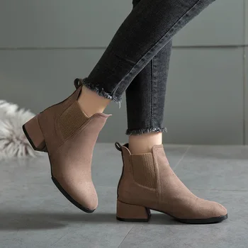 Kadın Chelsea Çizmeler Süet Sivri Burun yarım çizmeler kadın ayakkabısı Kadın Rahat Orta Topuklu Bayanlar Sonbahar Kış Ayakkabı üzerinde Kayma