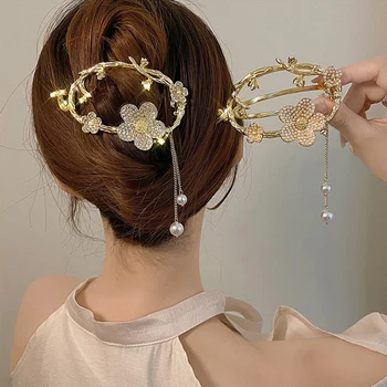 Lüks Oval İnci Kristal Çiçek Yengeç saç tokası Tokalar Kadınlar İçin Moda Altın Renk Püskül At Kuyruğu Barrette saç aksesuarları