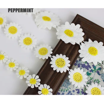 1 Yard Beyaz Dantel Çiçek Yamalar Aplike Şerit Ayçiçeği Nakış Trim için Giysi Dikiş Aksesuarları dekorasyon Dantel