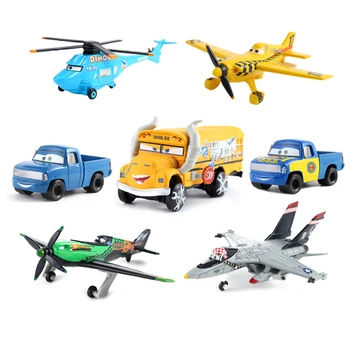 Disney Pixar Araba 3 McQueen Jackson Fırtına Kombinasyonu itfaiye kamyonu Pikap Uçak Diecast Metal Alaşım Model doğum günü hediyesi erkek çocuk oyuncakları