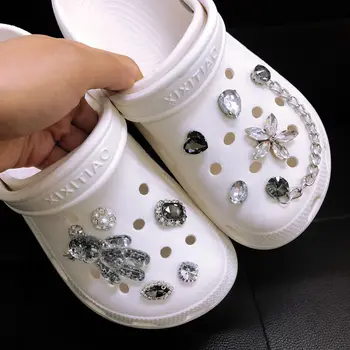 Bling Taklidi DIY ayakkabı Takılar Crocs Kadınlar için Elmas Croc Takılar Tasarımcı Takunya ayakkabı tokası Bitmiş Ürün noel hediyesi