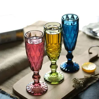 Vintage Renk Kabartmalı şampanya kadehi Yaratıcı Küçük meyve suyu bardağı Su Bardağı Kadeh Ev Kalın cam kırmızı şarap şişesi Şarap Seti